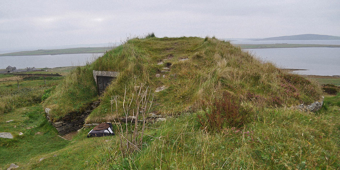 Orcades : le tumulus à chambre double de Taversoe Tuick