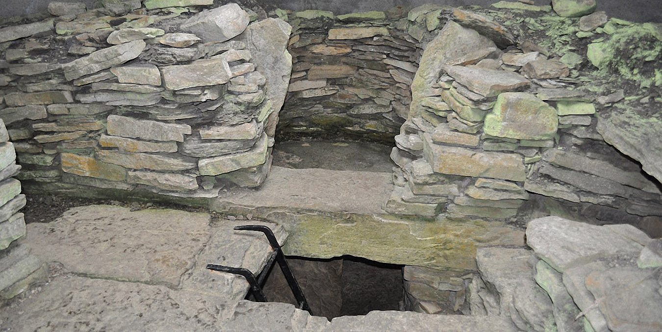Orcades : le tumulus à chambre double de Taversoe Tuick