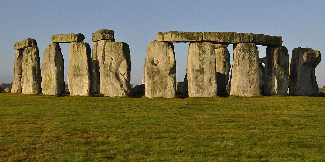 Stonehenge : le cercle de sarsens et les trilithes